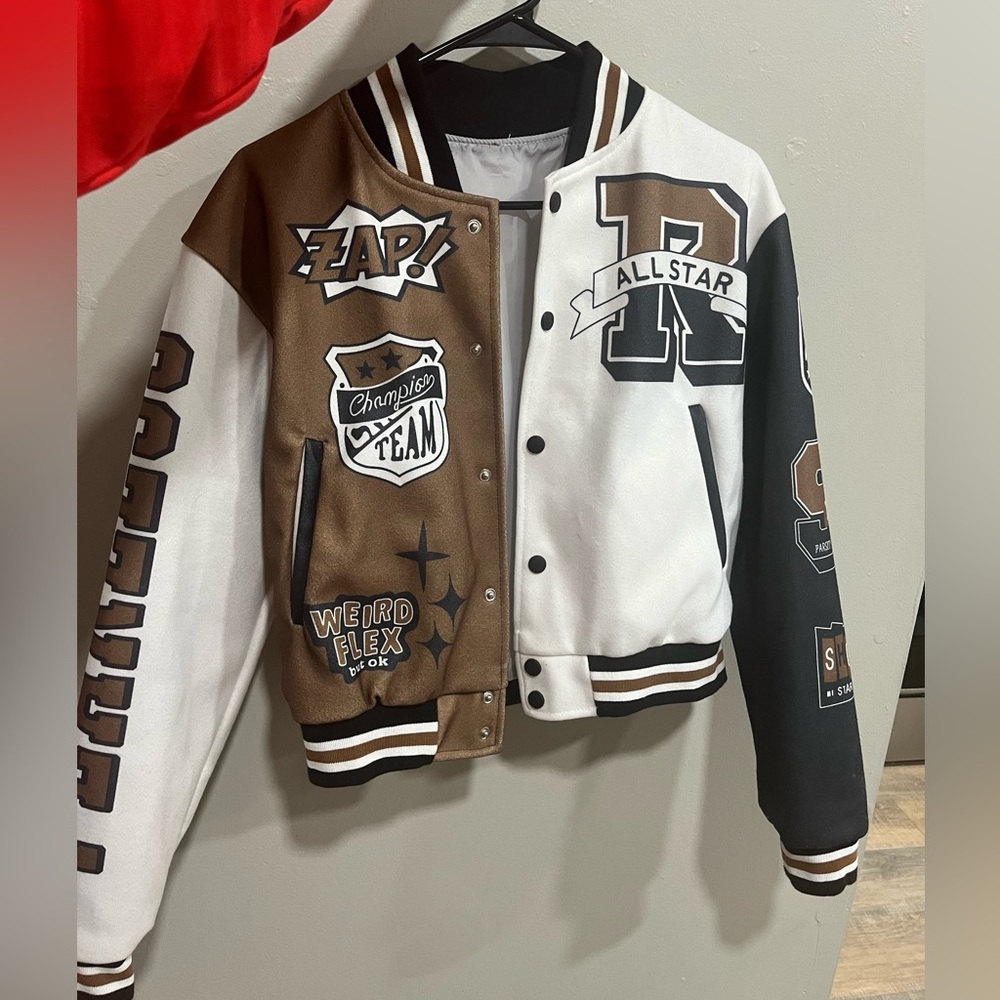 VOIKERDR Varsity Jacket Women Print Casual Jacket Cropped Jacket